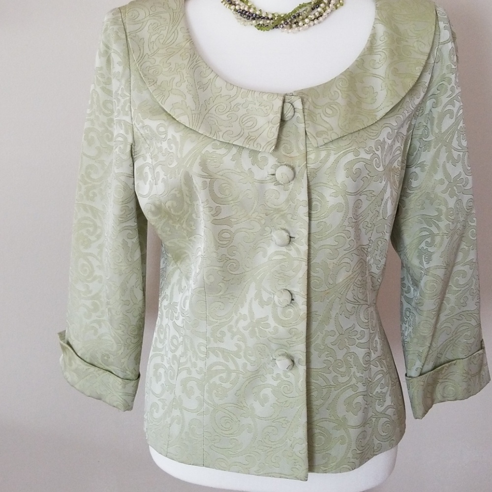 Elegant Green Brocade Blouse